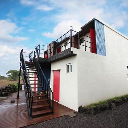Ian Guesthouse Jeju Exterior foto